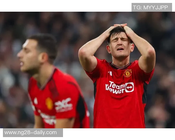 曼联战胜AC米兰友谊赛引发转会传闻全场沸腾瞬间回顾