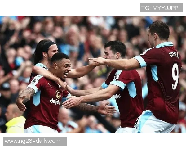 英超激战：多特蒙德绝杀利物浦全场沸腾瞬间回顾