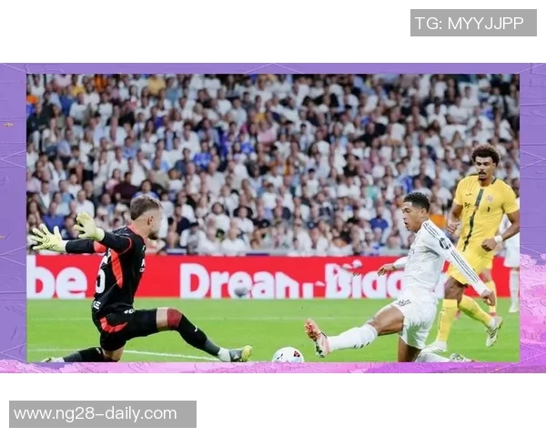 AC米兰大胜皇马五球横扫全场引发争议判罚热议